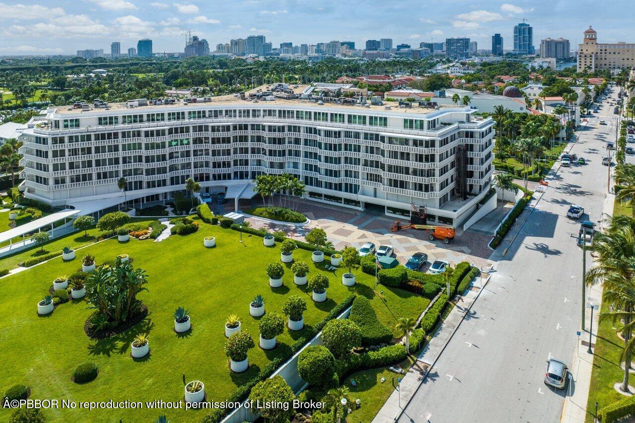 130 Sunrise Avenue, Unit 616 Palm Beach, FL 33480 - Photo 26 of 34 a view of a city