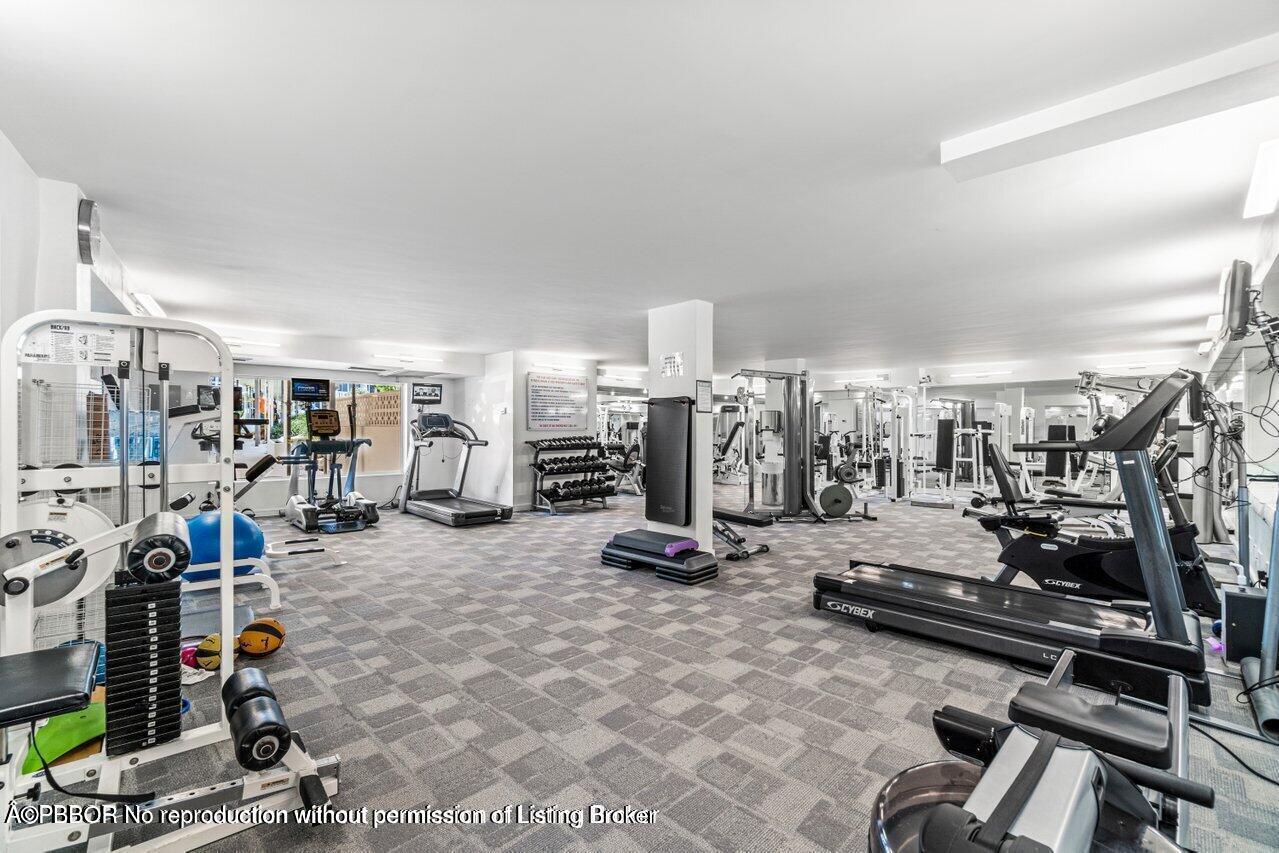 130 Sunrise Avenue, Unit 616 Palm Beach, FL 33480 - Photo 31 of 34 a view of a room with gym equipment