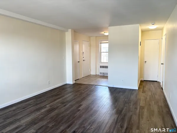 $1,800 | 700 Summer Street, Unit 8M, Stamford, CT 06901