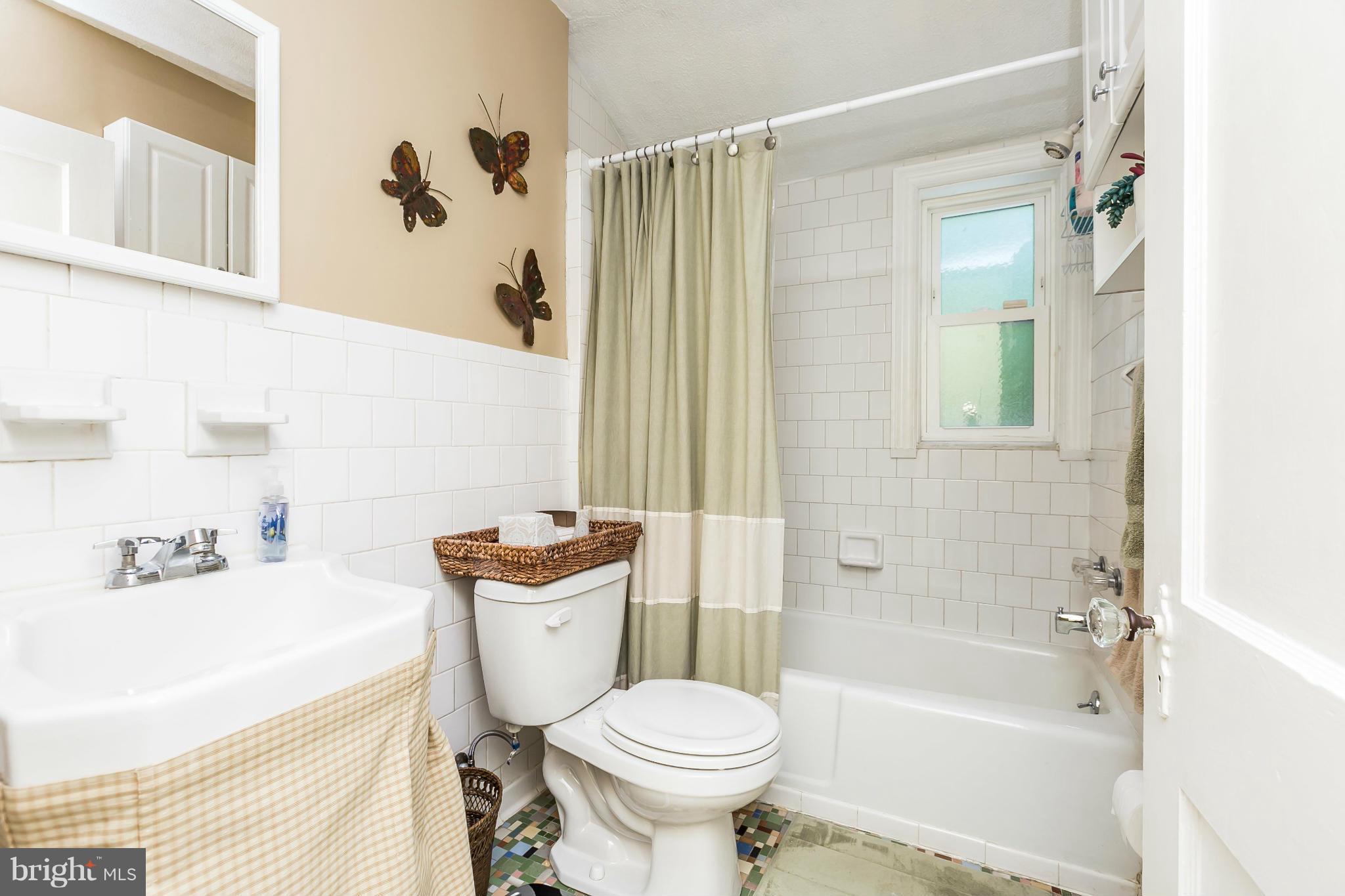 1653 Naturo Road Baltimore, MD 21286 - Photo 13 of 30 Bath