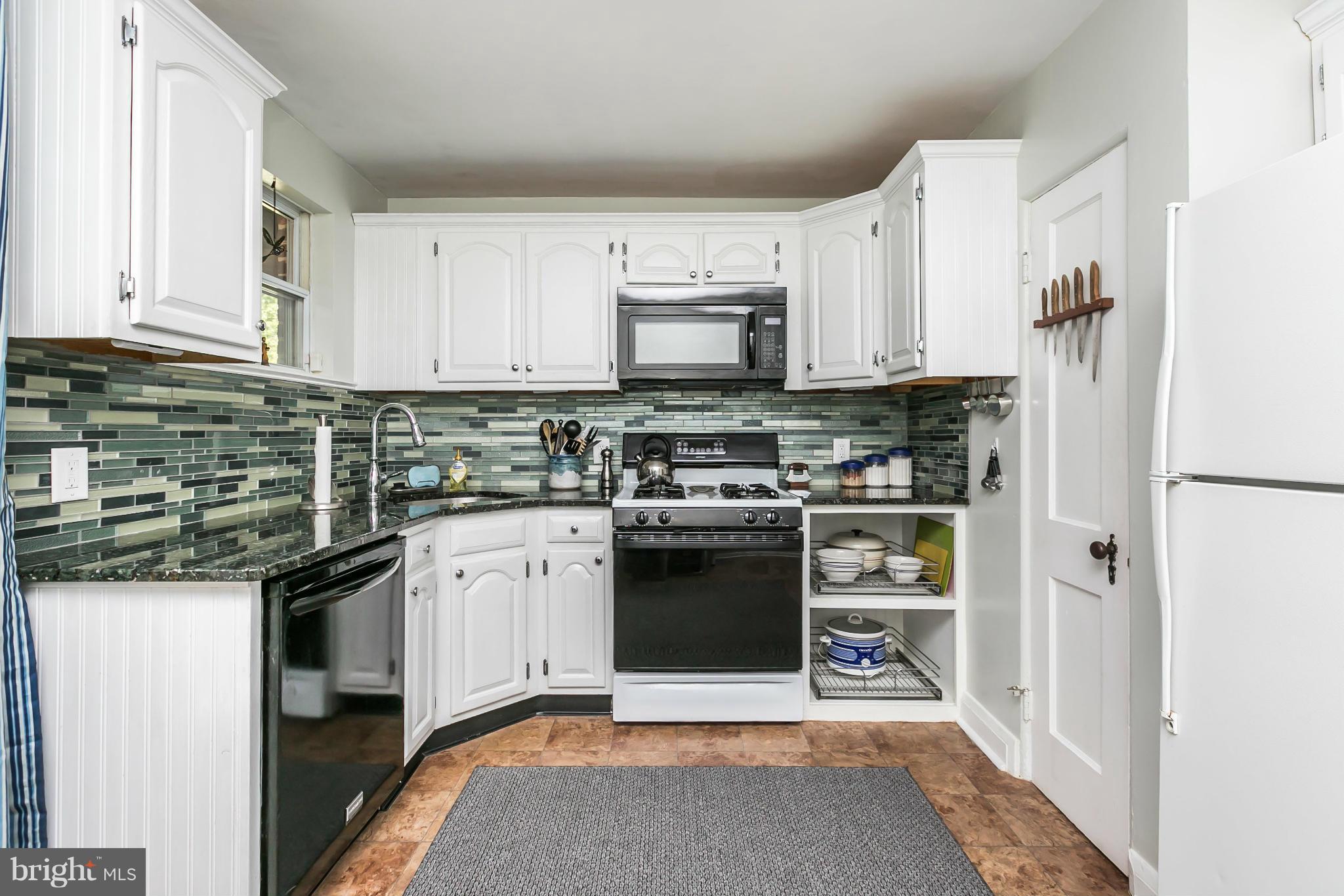 1653 Naturo Road Baltimore, MD 21286 - Photo 7 of 30 Kitchen