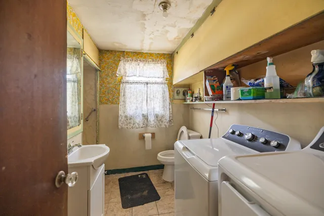 $145,000 | 863 Minot Avenue, Auburn, ME 04210