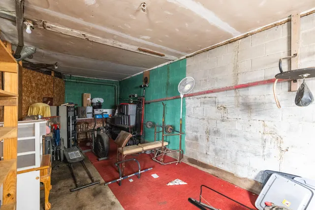 $145,000 | 863 Minot Avenue, Auburn, ME 04210