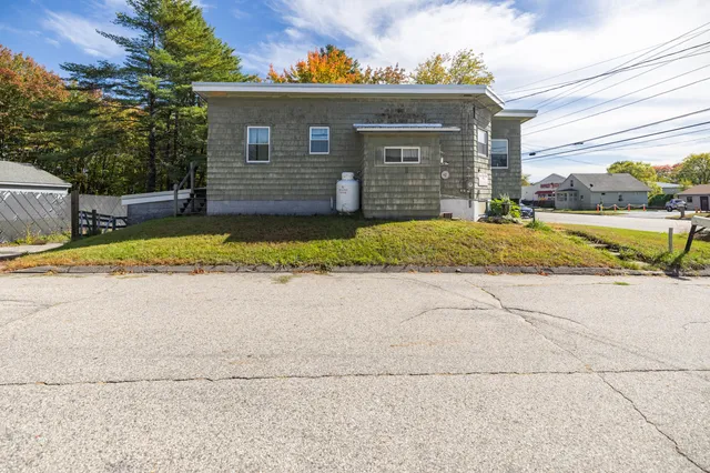 $145,000 | 863 Minot Avenue, Auburn, ME 04210