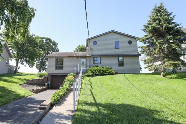 $425,000 | 23727 North Lake Shore Drive, Glenwood, MN 56334