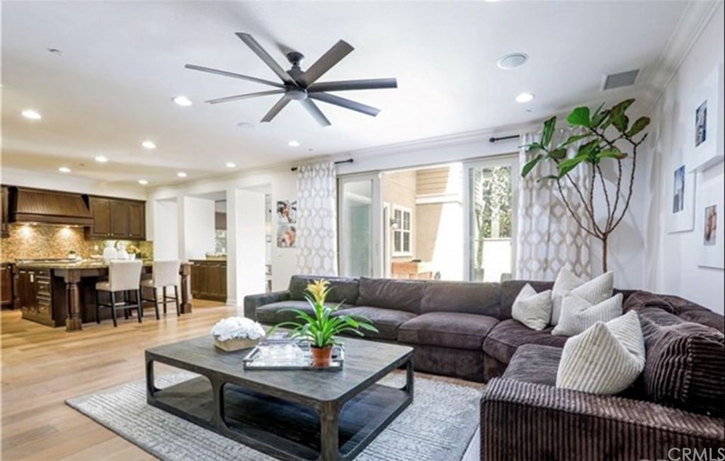 8450 Hibiscus Circle Huntington Beach, CA 92646 - Photo 8 of 31