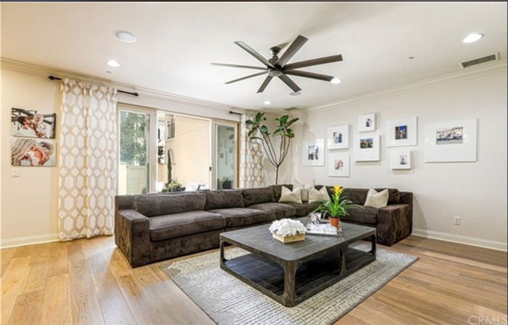 8450 Hibiscus Circle Huntington Beach, CA 92646 - Photo 9 of 31