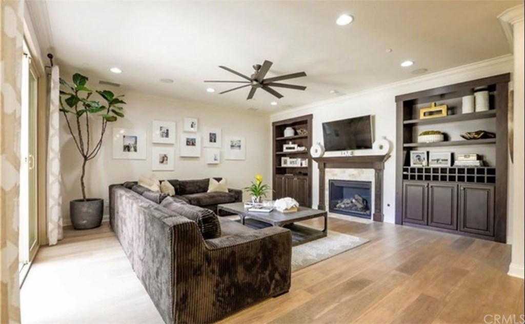 8450 Hibiscus Circle Huntington Beach, CA 92646 - Photo 10 of 31