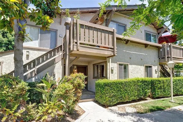 $3,250 | 99 Rockwood, Unit 50, Irvine, CA 92614