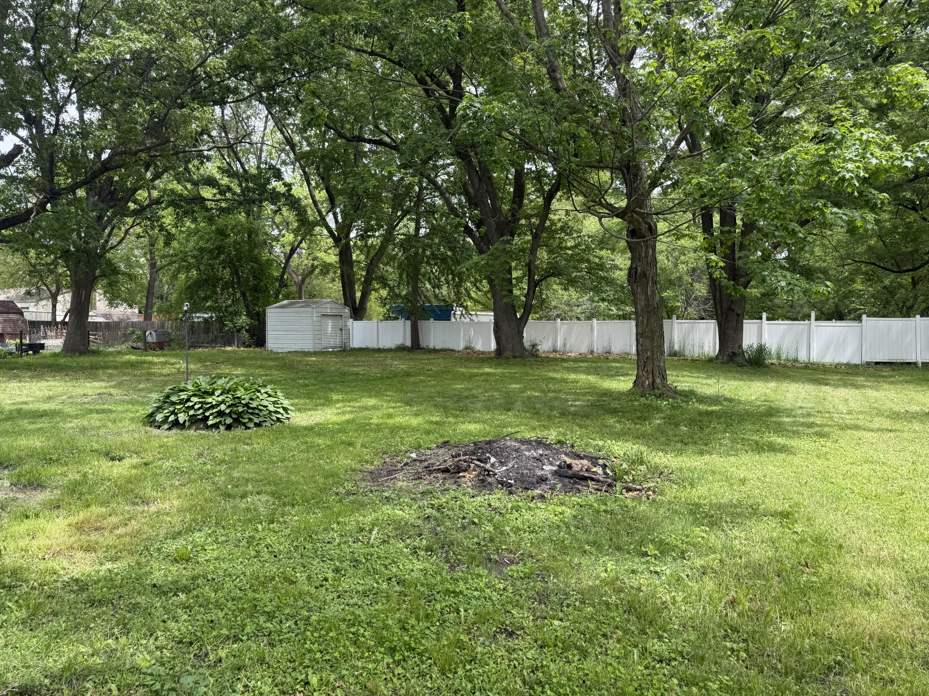 417 North Colfax Street Griffith, IN 46319 - Photo 5 of 5 a view of a tree in a park