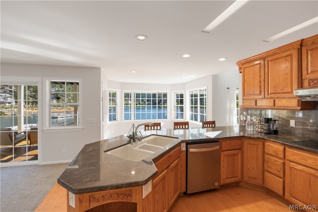 735 Tayles Point Road Big Bear Lake, CA 92315 - Photo 15 of 47