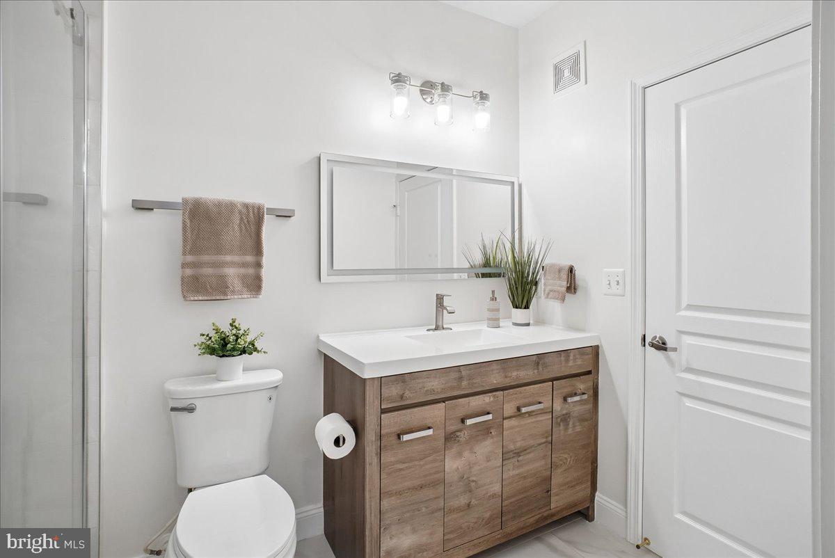 Undisclosed Address Reston, VA 20190 - Photo 24 of 60 Bathroom