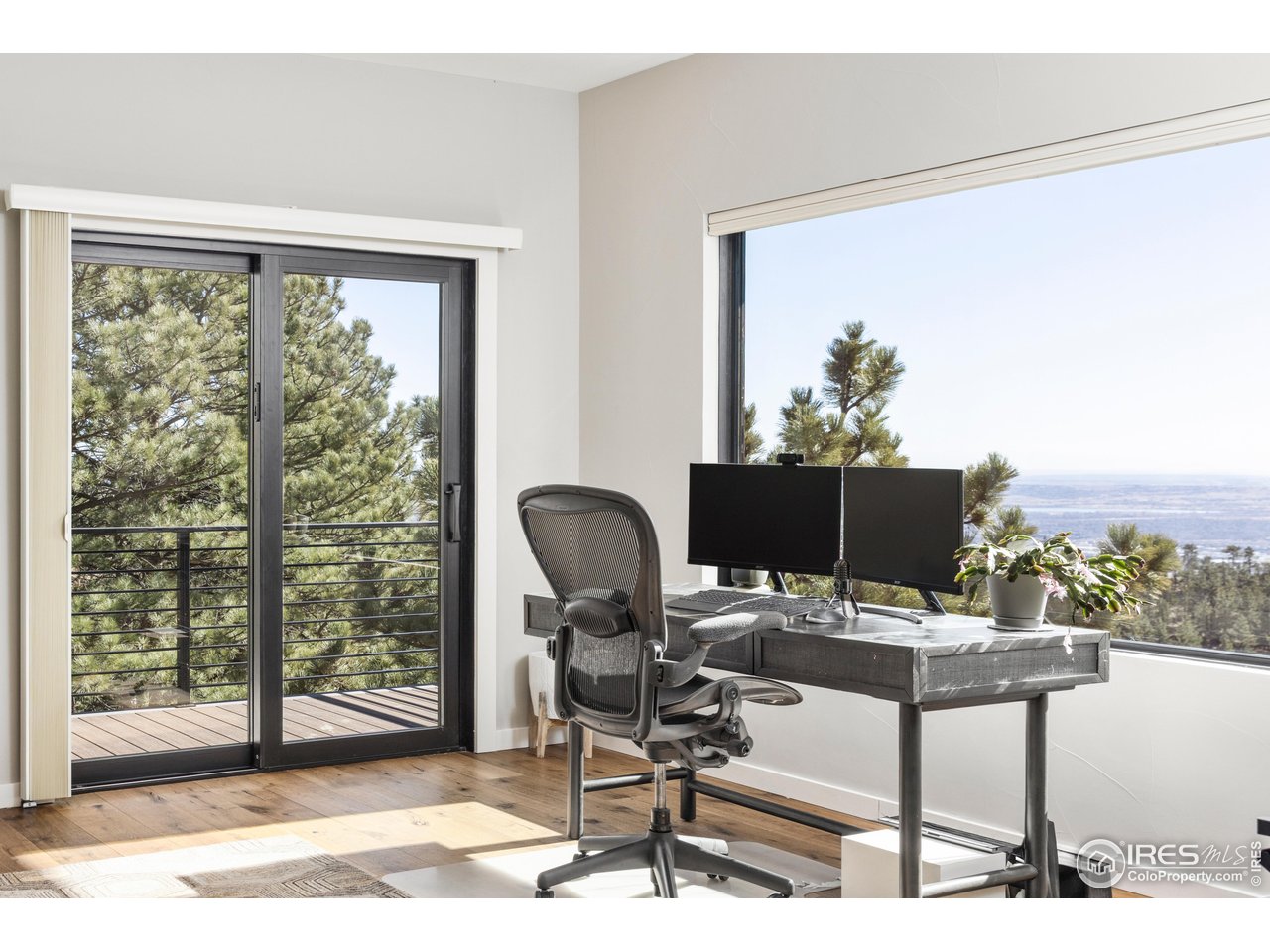 150 Valley View Way Boulder, CO 80304 - Photo 22 of 36 Home office.