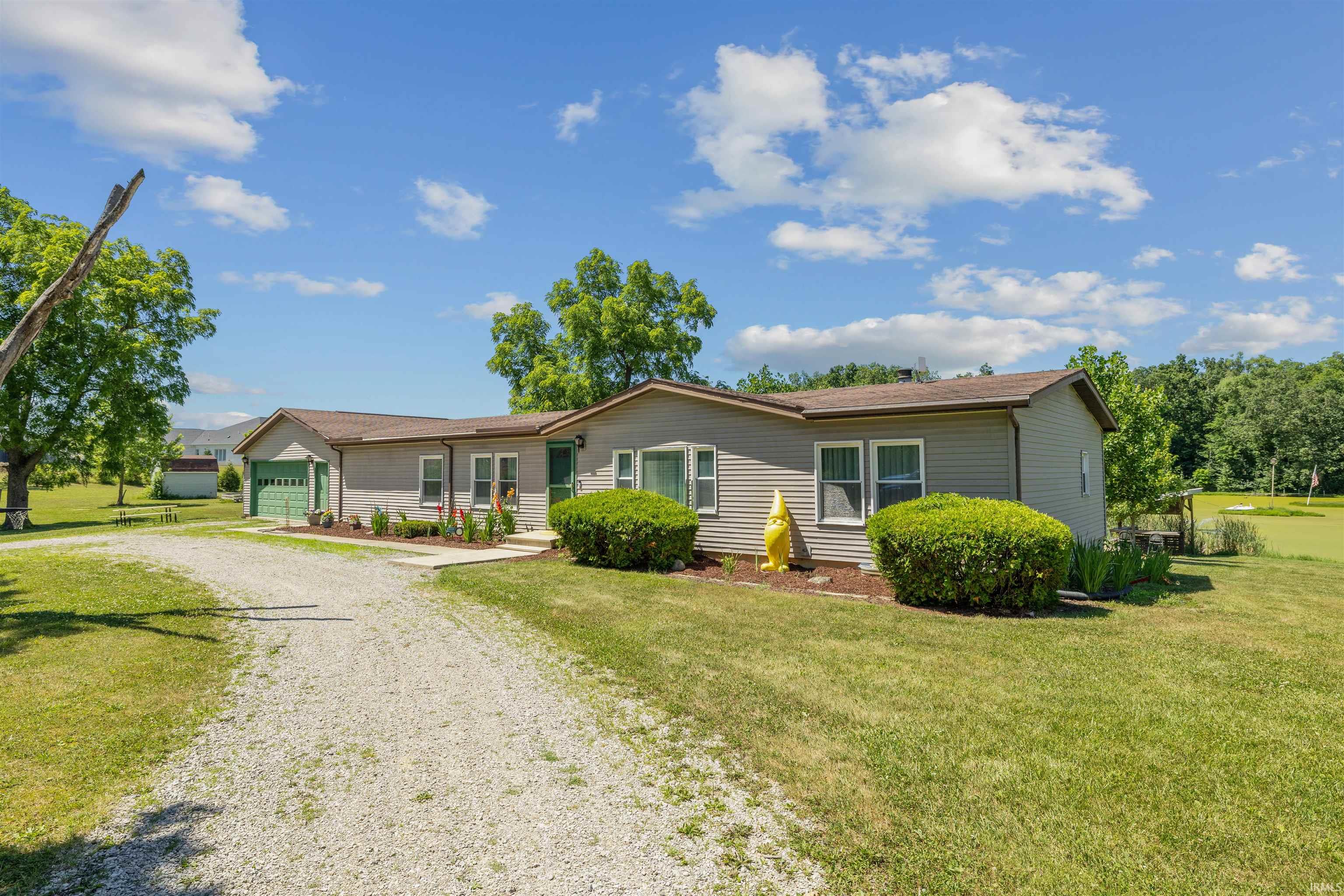 17625 Lochner Road Leo, IN 46765 - Photo 2 of 32