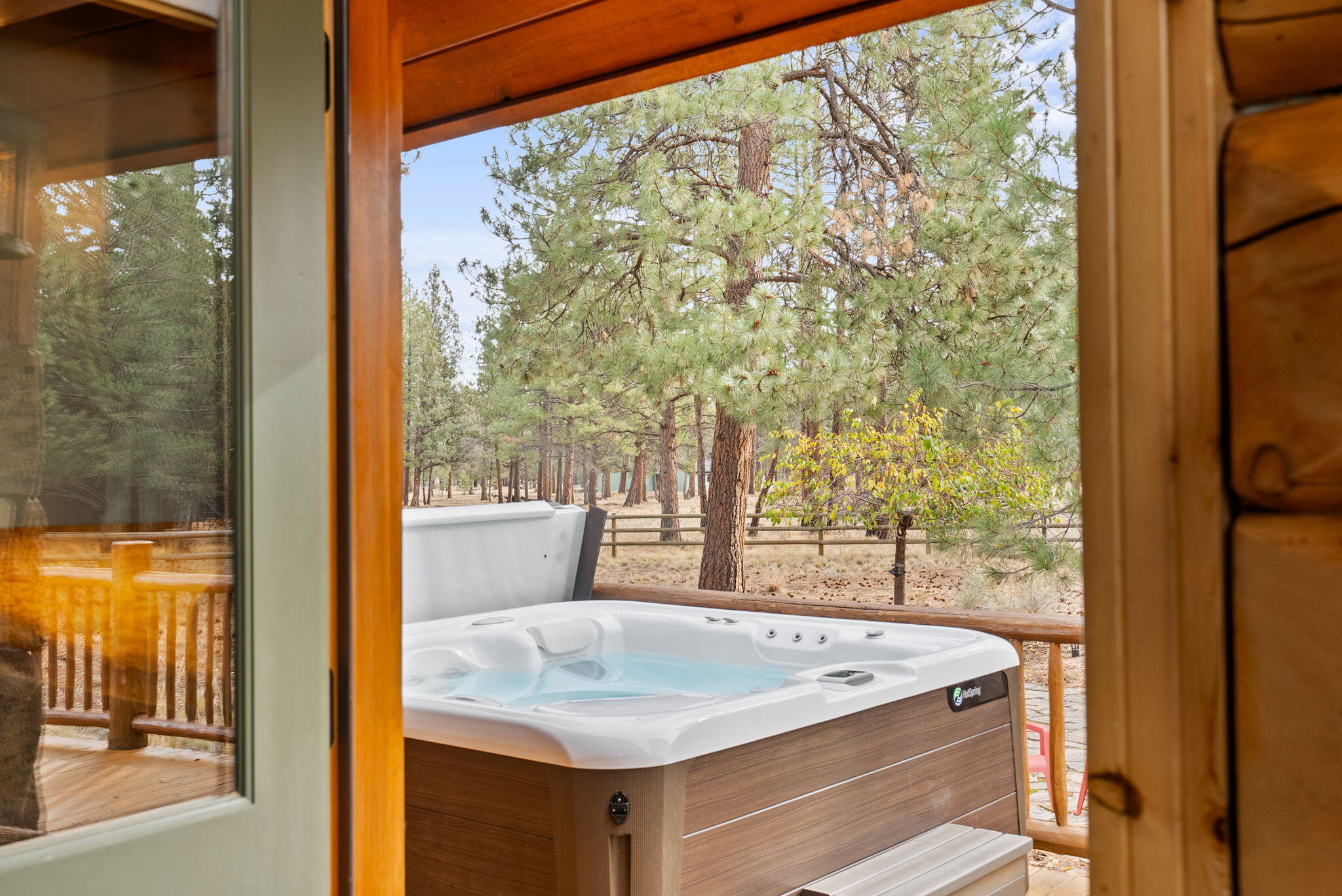 69440 Crooked Horseshoe Road Sisters, OR 97759 - Photo 17 of 76 49-web-or-mls-Riley Visuals-49