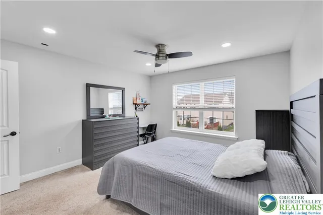 $649,900 | 1702 Windmill Lane, Breinigsville, PA 18031