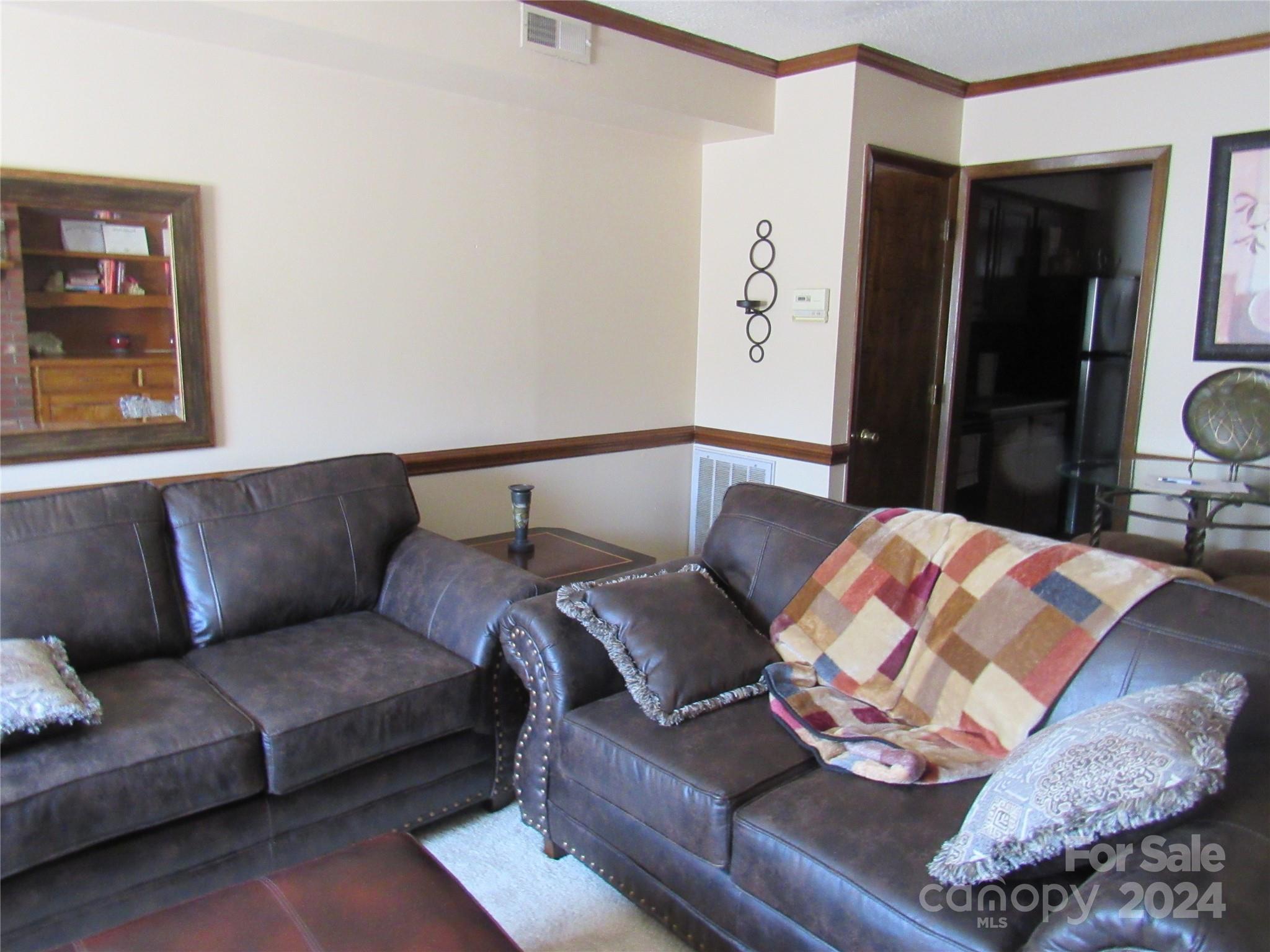 171 Fox Run Road Forest City, NC 28043 - Photo 29 of 32 a living room with furniture