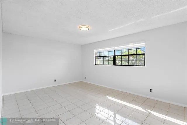 $2,350 | 608 Northeast 29th Drive, Unit 2, Wilton Manors, FL 33334