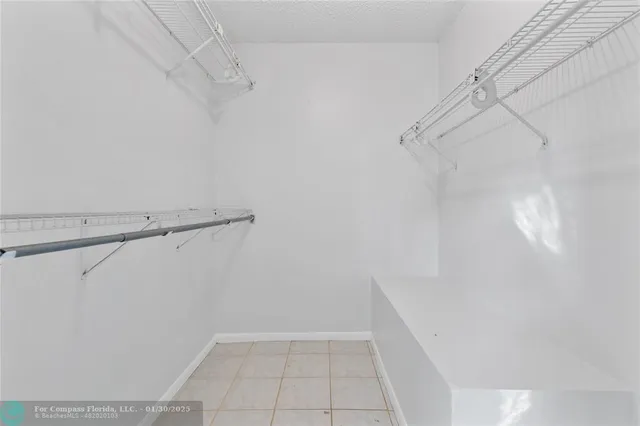 $2,350 | 608 Northeast 29th Drive, Unit 2, Wilton Manors, FL 33334
