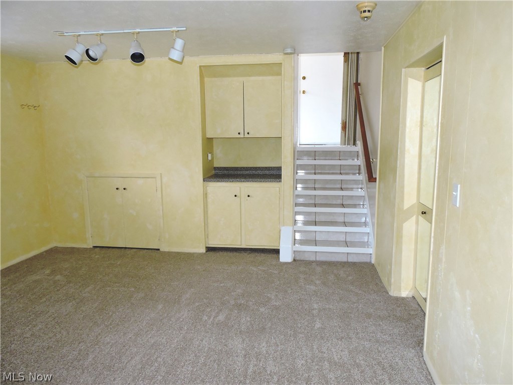 6378 Longridge Road Cleveland, OH 44124 - Photo 21 of 31