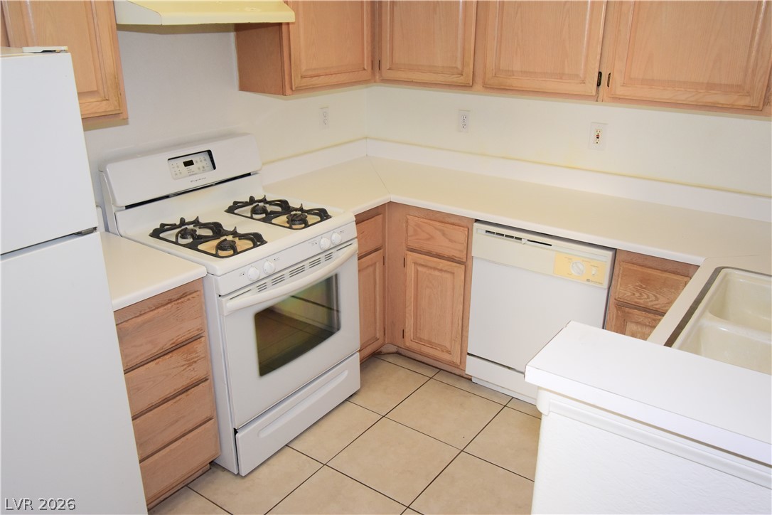 3320 South Fort Apache Road, Unit 109 Las Vegas, NV 89117 - Photo 8 of 16 Gallery Image 8