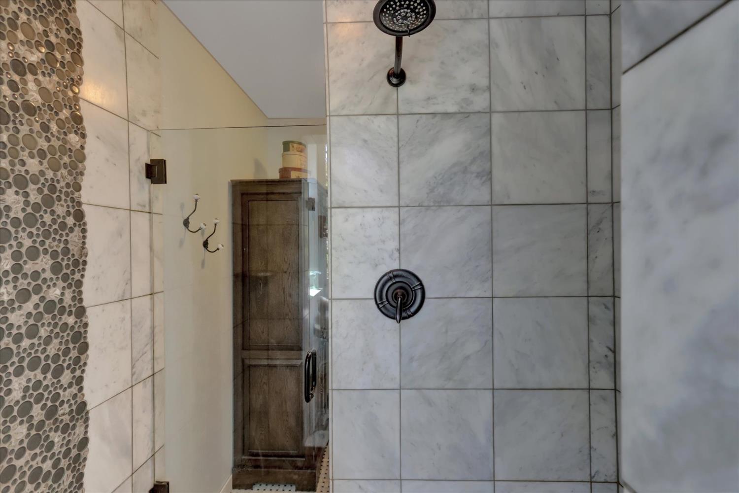 19793 Scotts Flat Road Nevada City, CA 95959 - Photo 28 of 50 a bathroom with a shower