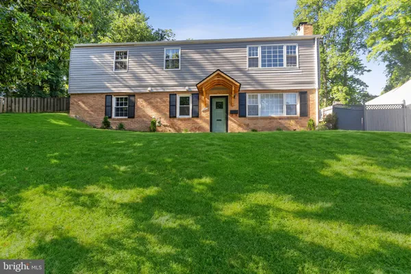 $430,000 | 2805 Hillcrest Parkway, Temple Hills, MD 20748