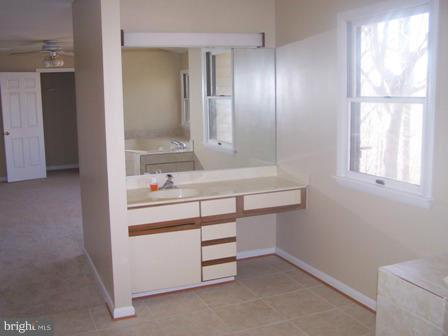 3215 Hickory Ridge Road Dunkirk, MD 20754 - Photo 18 of 26 Master Bathroom