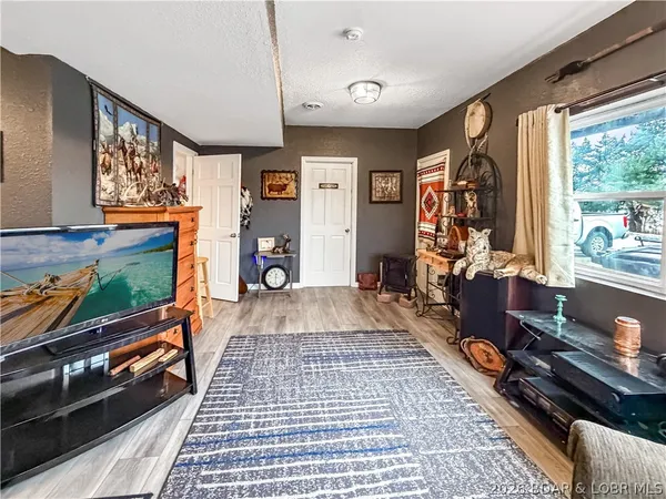 $285,000 | 225 Crescent Drive, Lincoln, MO 65338
