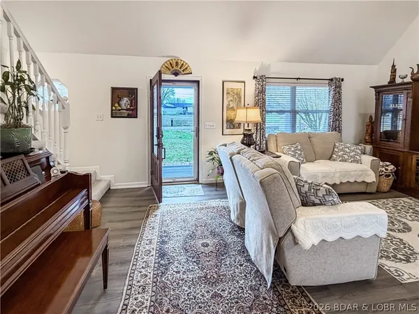 $285,000 | 225 Crescent Drive, Lincoln, MO 65338