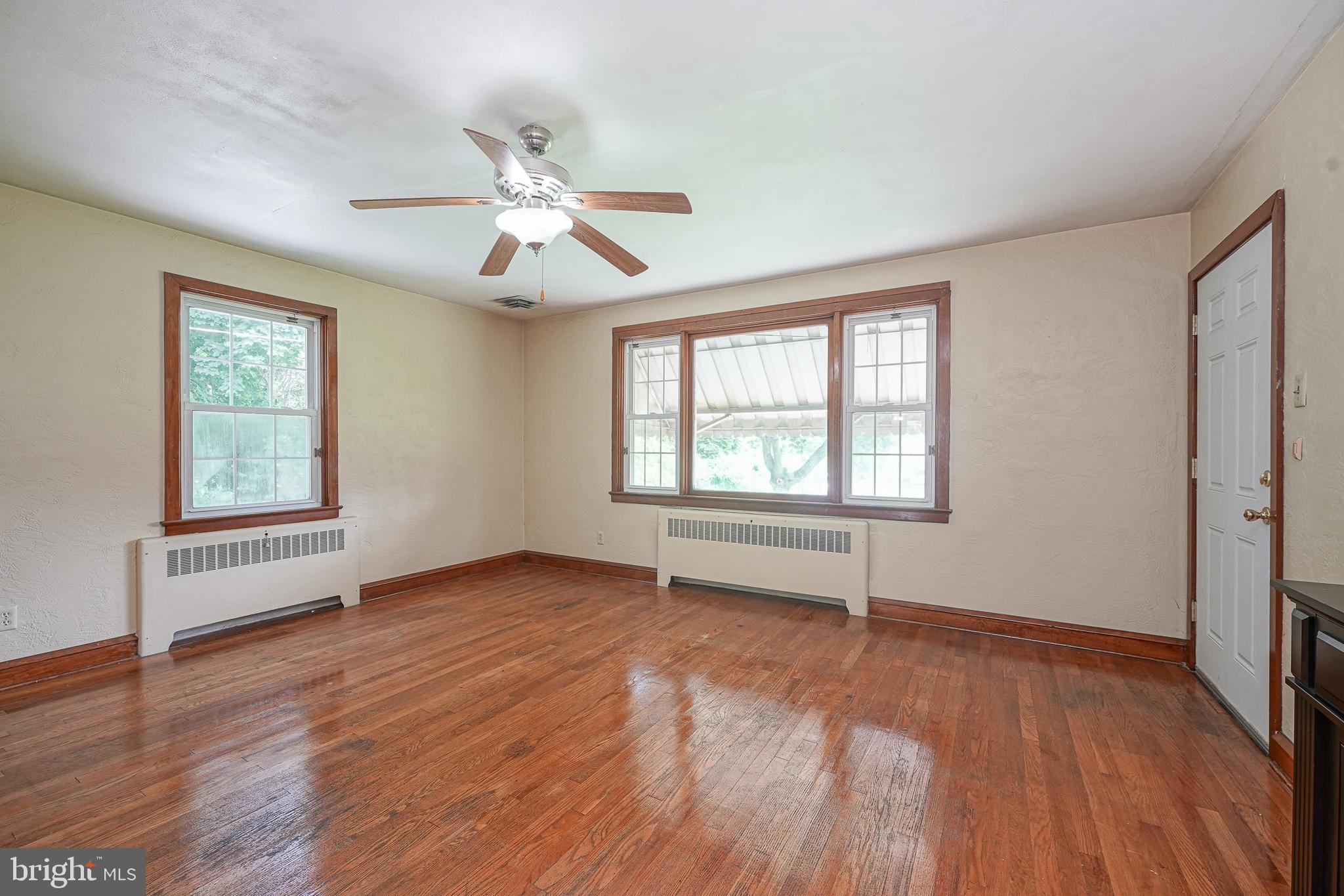 1604 High Hill Road Swedesboro, NJ 08085 - Photo 9 of 33