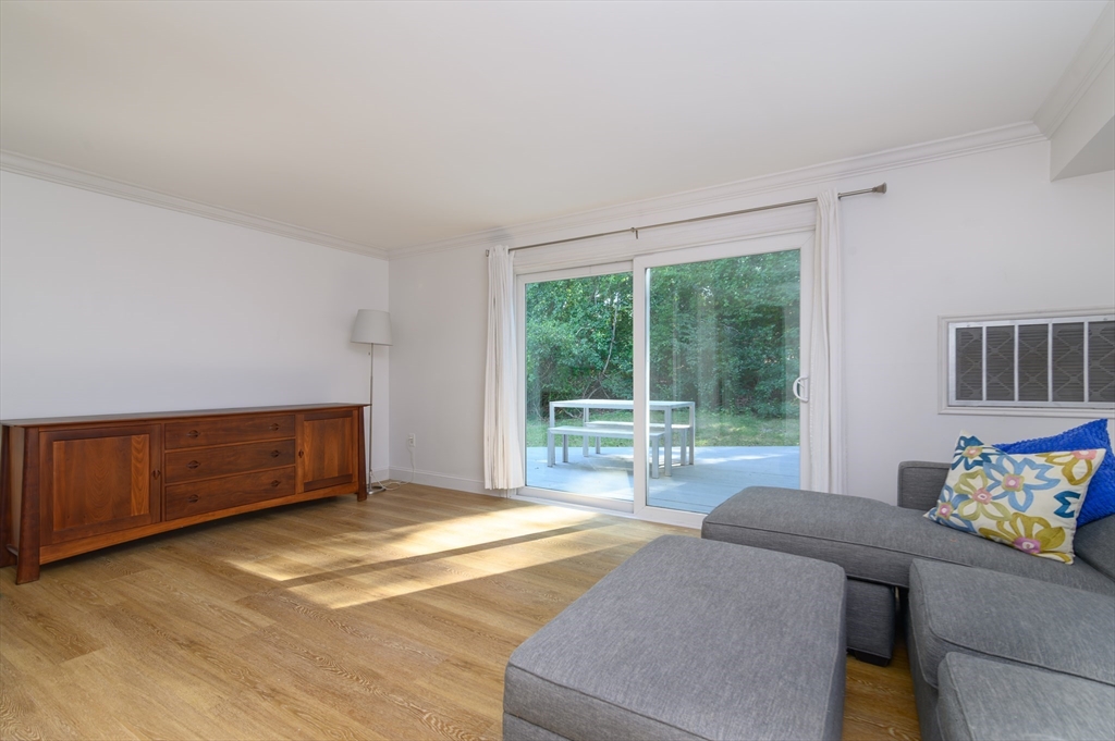 5 Beal's Cove Road, Unit E Hingham, MA 02043 - Photo 8 of 24