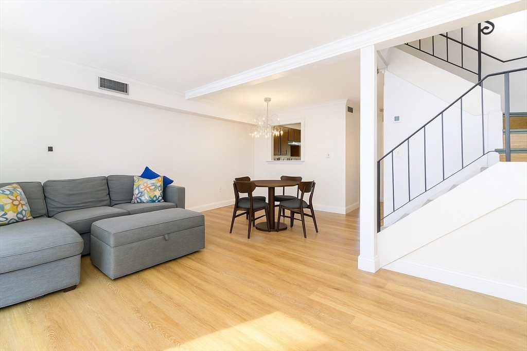 5 Beal's Cove Road, Unit E Hingham, MA 02043 - Photo 10 of 24