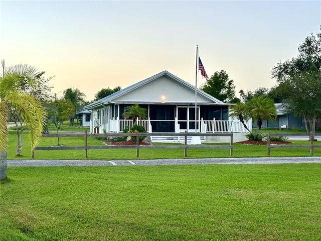$18,000 | 304 Rio Vista Avenue, Punta Gorda, FL 33982