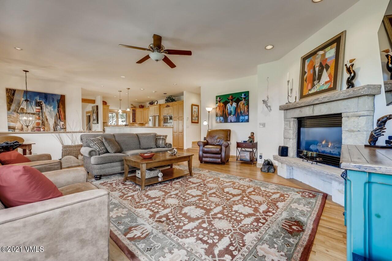 661 Singletree Road, Unit W Edwards, CO 81632 - Photo 3 of 26 Living Room