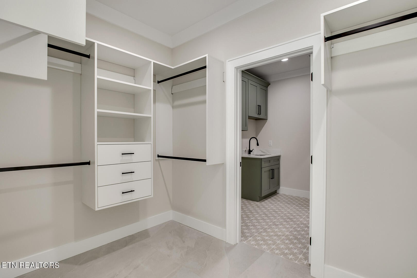 145 Gado Way Loudon, TN 37774 - Photo 32 of 52