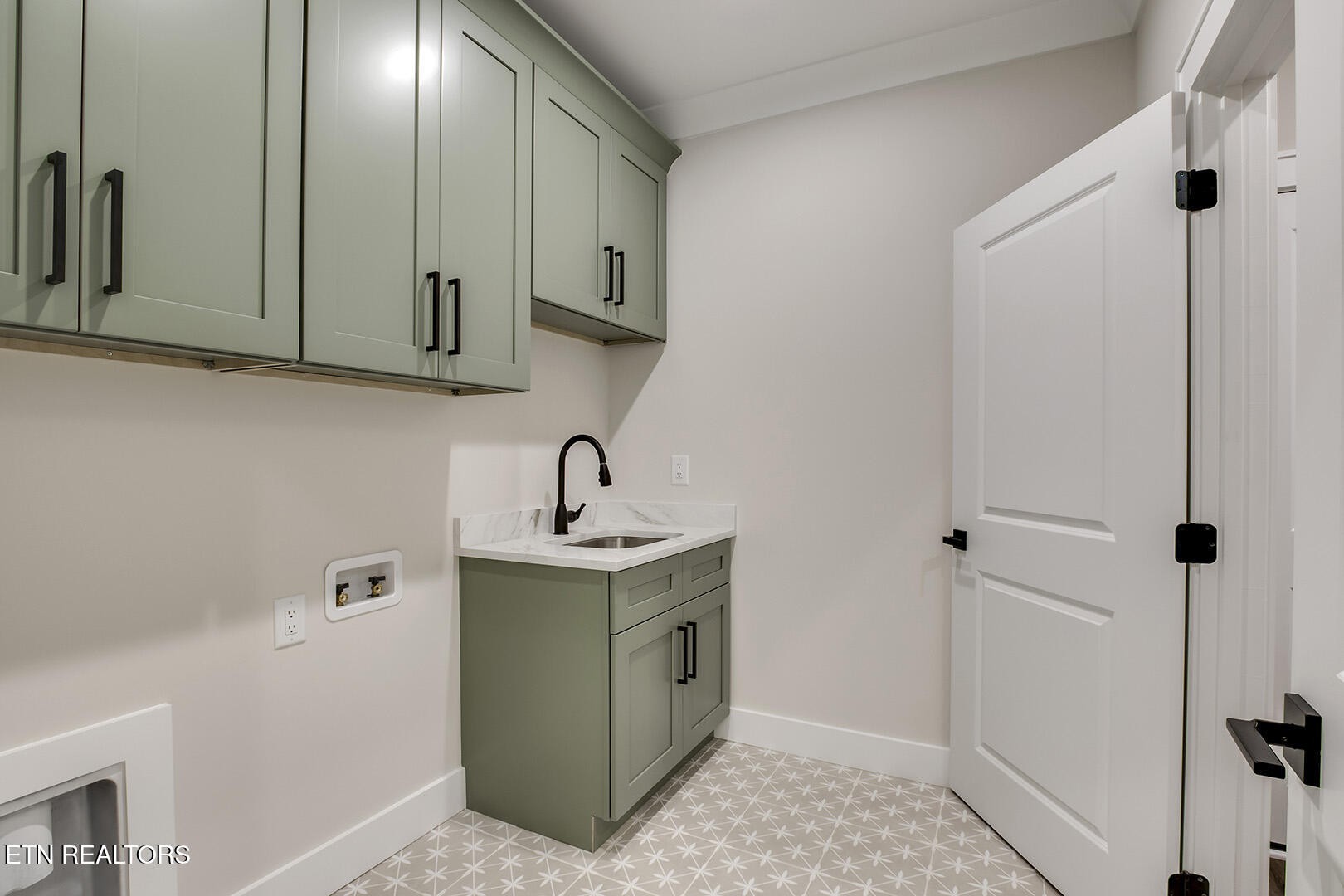 145 Gado Way Loudon, TN 37774 - Photo 33 of 52