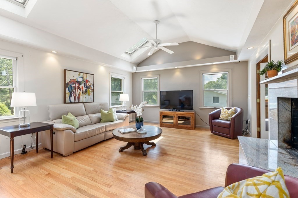 410 Stow Road Marlborough, MA 01752 - Photo 12 of 34 Gallery Image 12