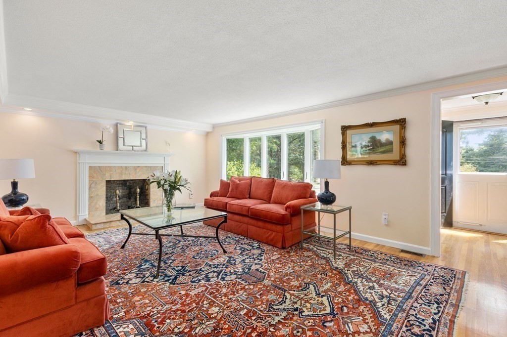 410 Stow Road Marlborough, MA 01752 - Photo 3 of 34 Gallery Image 3