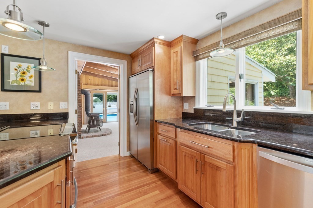 410 Stow Road Marlborough, MA 01752 - Photo 7 of 34 Gallery Image 7