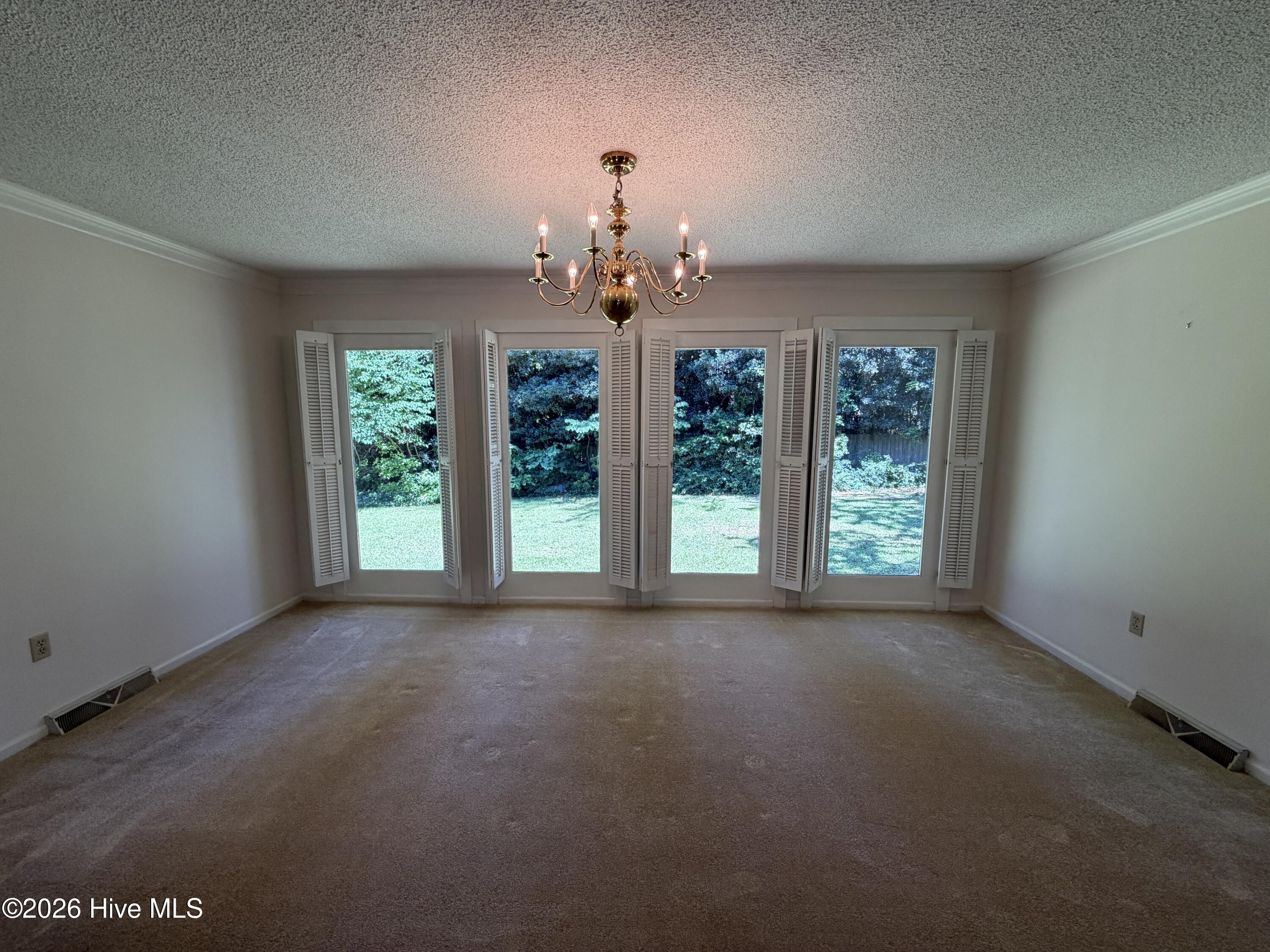 683 Chestnut Drive Thomson, GA 30824 - Photo 5 of 35
