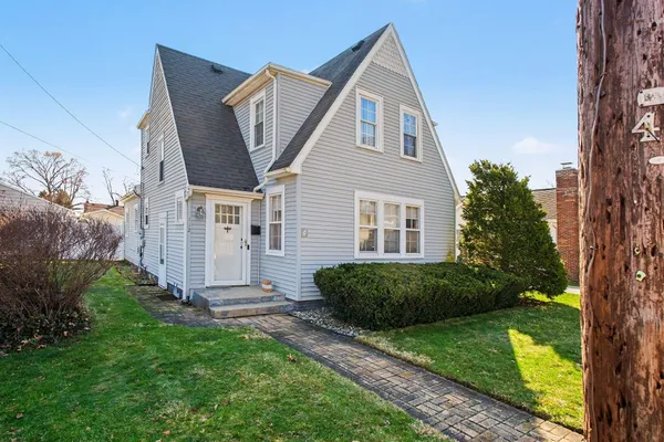 $227,000 | 112 Gage Avenue, Elkhart, IN 46516