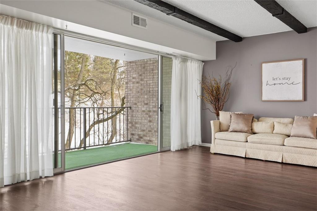 2160 Greentree Road, Unit 604W Pittsburgh, PA 15220 - Photo 18 of 32