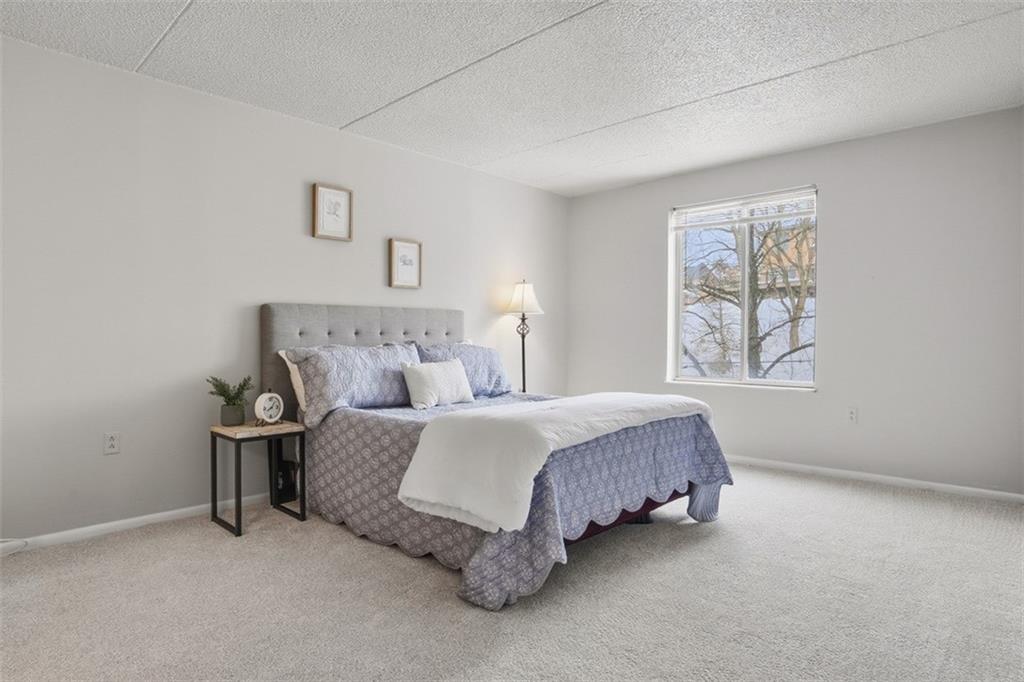 2160 Greentree Road, Unit 604W Pittsburgh, PA 15220 - Photo 21 of 32