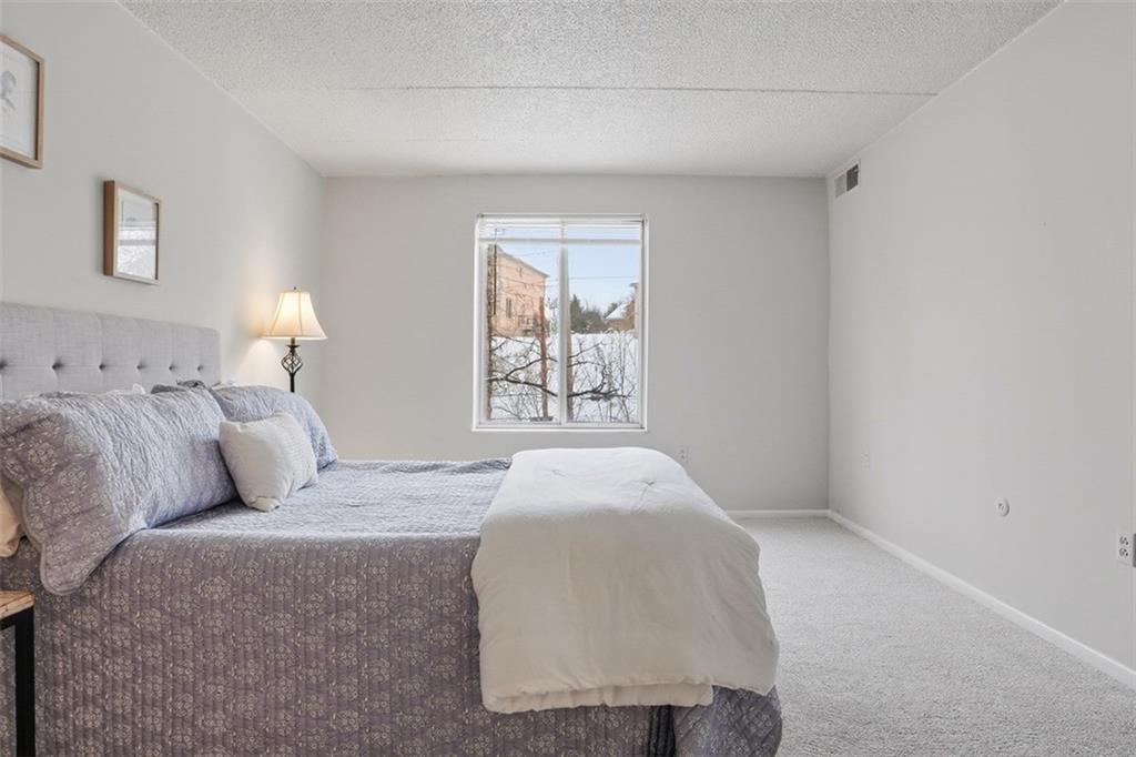 2160 Greentree Road, Unit 604W Pittsburgh, PA 15220 - Photo 22 of 32