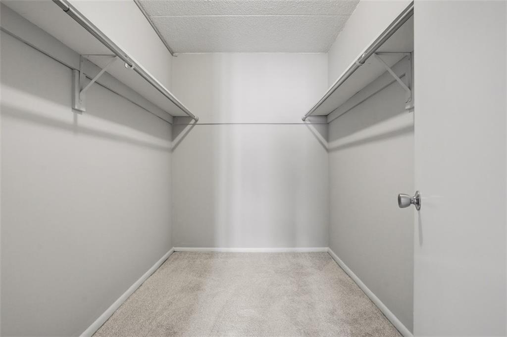 2160 Greentree Road, Unit 604W Pittsburgh, PA 15220 - Photo 25 of 32