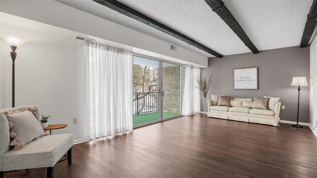 2160 Greentree Road, Unit 604W Pittsburgh, PA 15220 - Photo 9 of 32