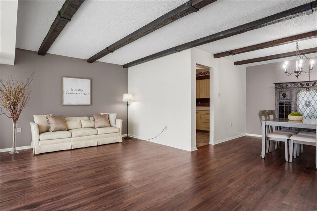 2160 Greentree Road, Unit 604W Pittsburgh, PA 15220 - Photo 10 of 32