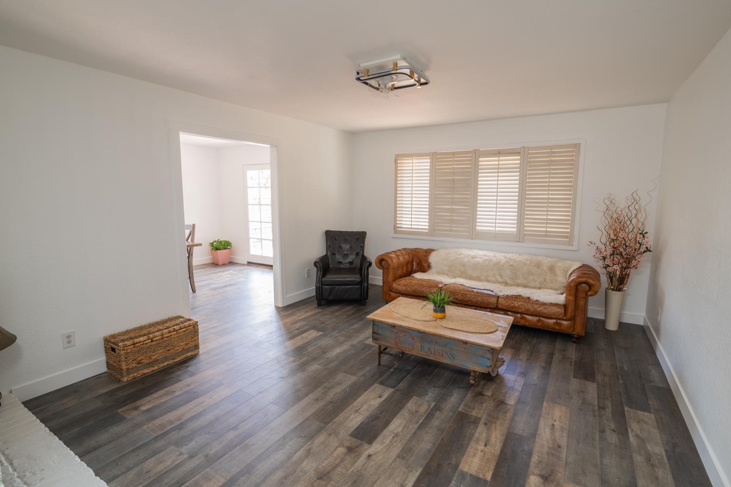 4537 Engle Road Sacramento, CA 95821 - Photo 9 of 50