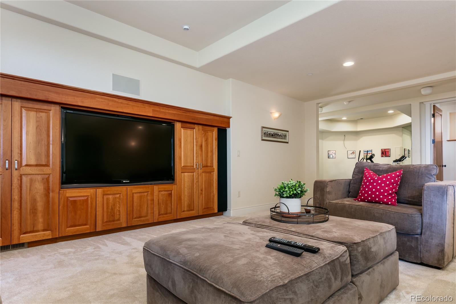 6466 Legend Ridge Trail Niwot, CO 80503 - Photo 34 of 40 Gallery Image 34